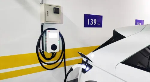 Revolutionizing Electric Vehicle Charging