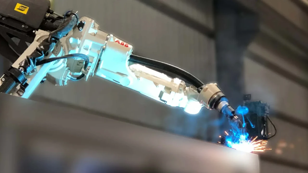 ABB 艾波比 焊接型 機械手臂 Welding Robot
