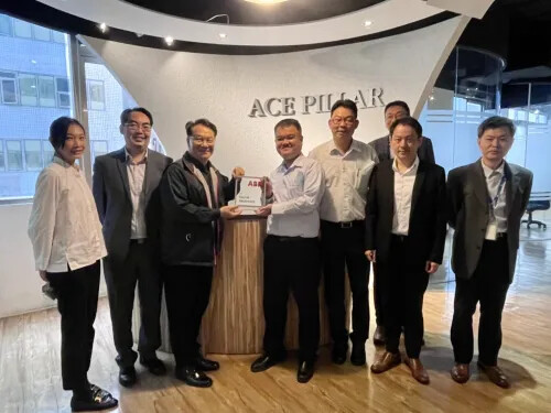 自動化神助攻 羅昇與ABB簽訂機器人手臂授權合約